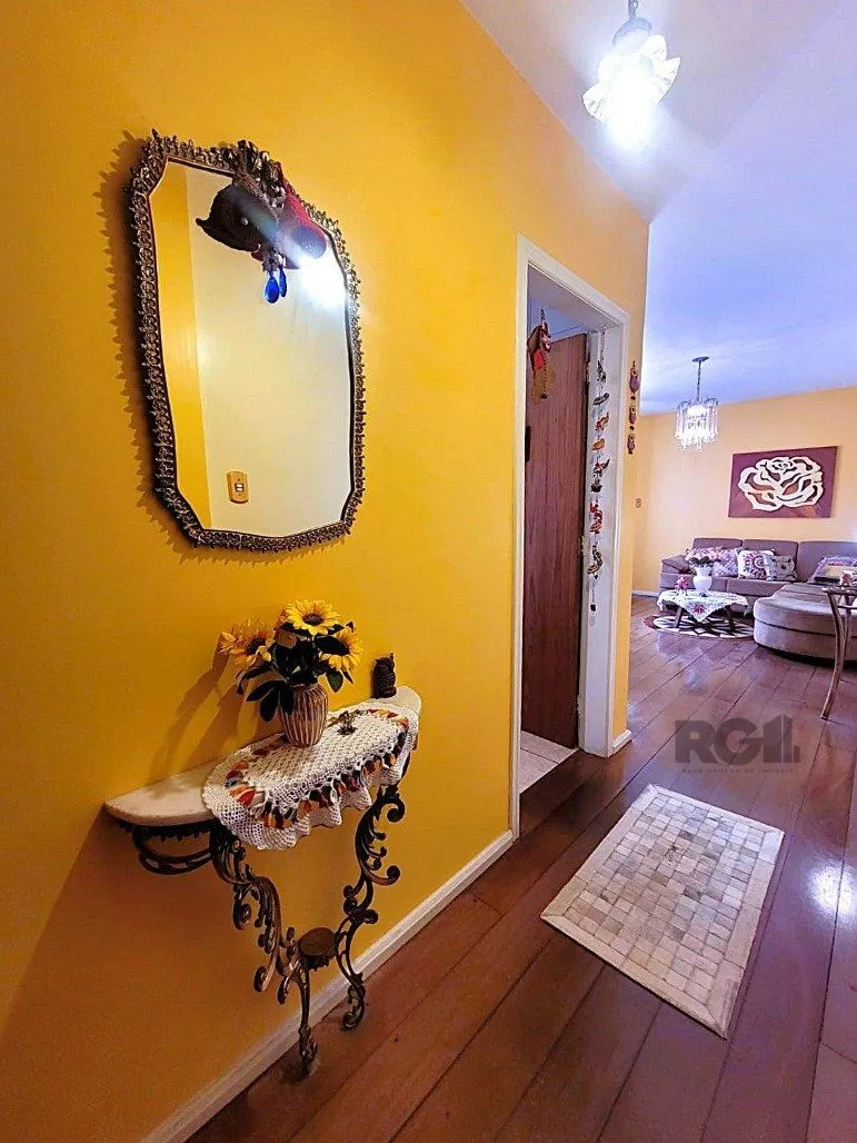 Imagem ÓTIMA OPORTUNIDADE NO BAIRRO SANTANA: LINDO DUPLEX COM VAGA COBERTA