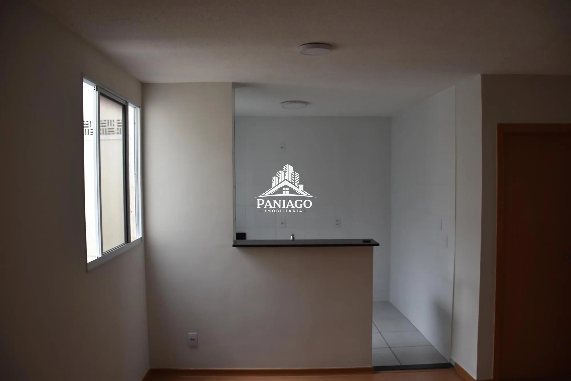 Imagem APARTAMENTO 4°ANDAR NO CONDOMINIO CHAPADA BOULEVARD -COM 2 QUARTOS, SALA,COZINHA