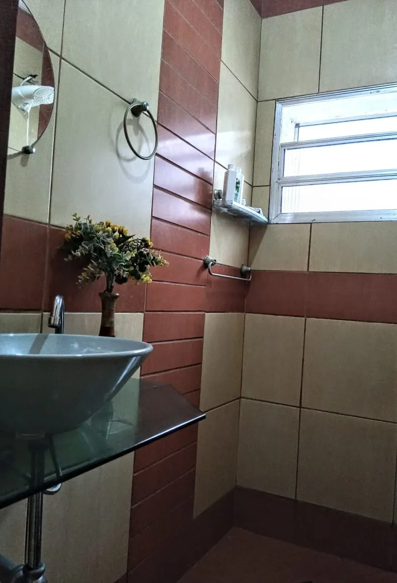 Imagem Casa à venda 3 Quartos, 1 Suite, 3 Vagas, 270M², Vila Santa Isabel, Taubaté - SP