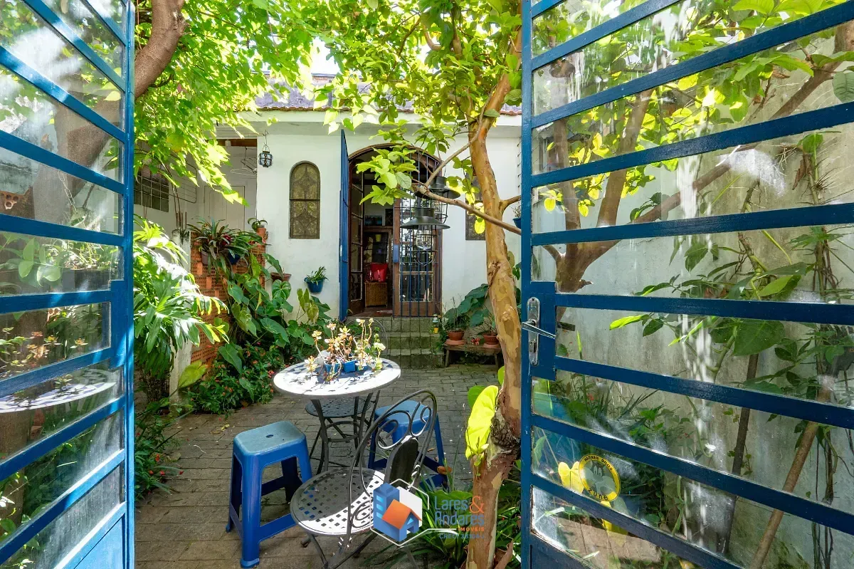 Imagem Casa para venda em Vila Congonhas com 3 quartos, 209m²
