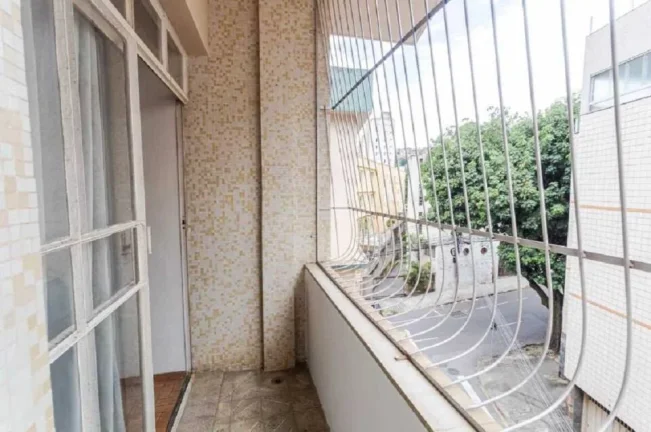 Imagem Apartamento de 2 Quartos à Venda no Bairro Serra - Localização Privilegiada