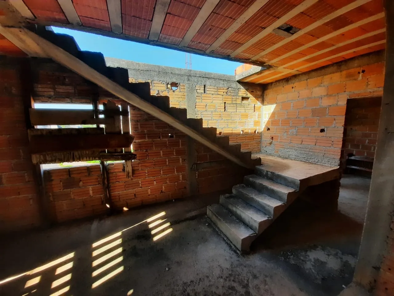 Imagem Casa à venda 3 Quartos, 1 Suite, 2 Vagas, 65M², Residencial Mombaça, Pindamonhangaba - SP