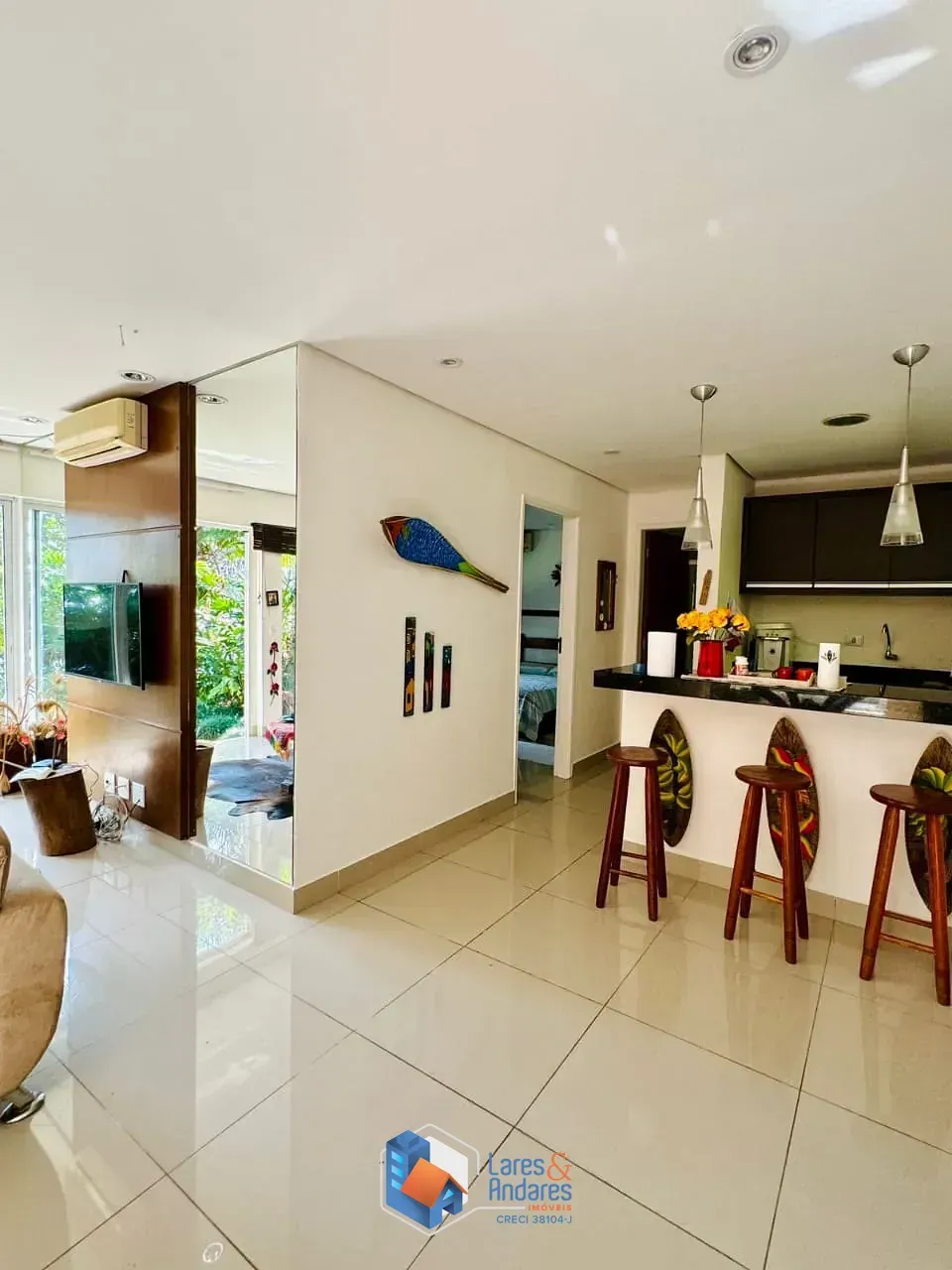 Imagem Casa no condomínio Rua Indore para venda com 3 quartos, 1,000m²