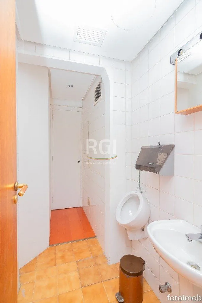 Imagem Conjunto/Sala para Venda - 55m², 2 dormitórios, 1 vaga - Centro Histórico