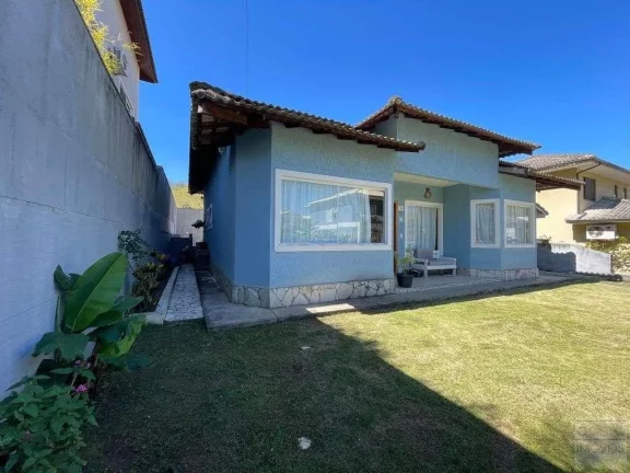 Imagem Casa para Venda em Teresópolis, Vargem Grande, 3 dormitórios, 1 suíte, 3 banheiros, 3 vagas