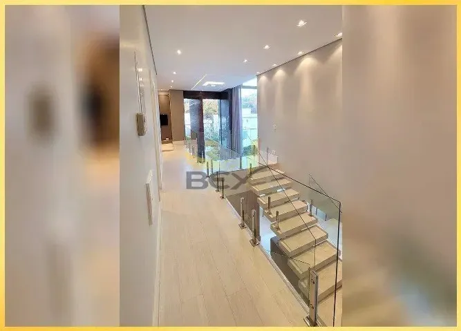 Imagem Luxuosa Casa em Alphaville Burle Marx com 390m² e Acabamentos de Alto Padrão