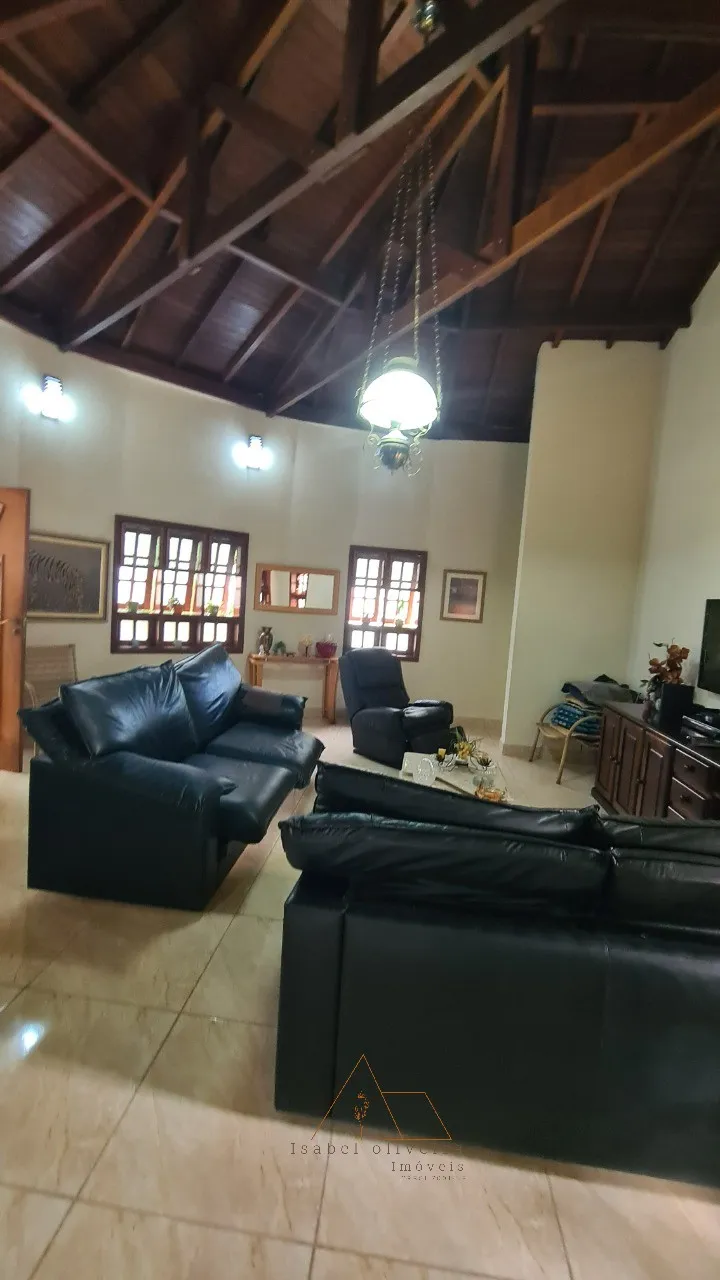 Imagem Oportunidade única: Casa em condomínio com 5 quartos e 2 suítes em Salto-SP, no Condomínio Fechado Village Haras São Luiz.