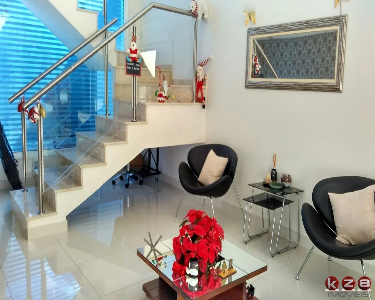 Imagem Magnífica casa em condomínio à venda em Valinhos-SP, no Condomínio Residencial Querencia: 4 quartos, 4 suítes, 3 salas, 8 banheiros, 4 vagas de garagem, 395m².