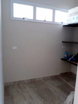 Imagem SOBRADO - CONDOMINIO FECHADO - 4 SUITES - PISCINA