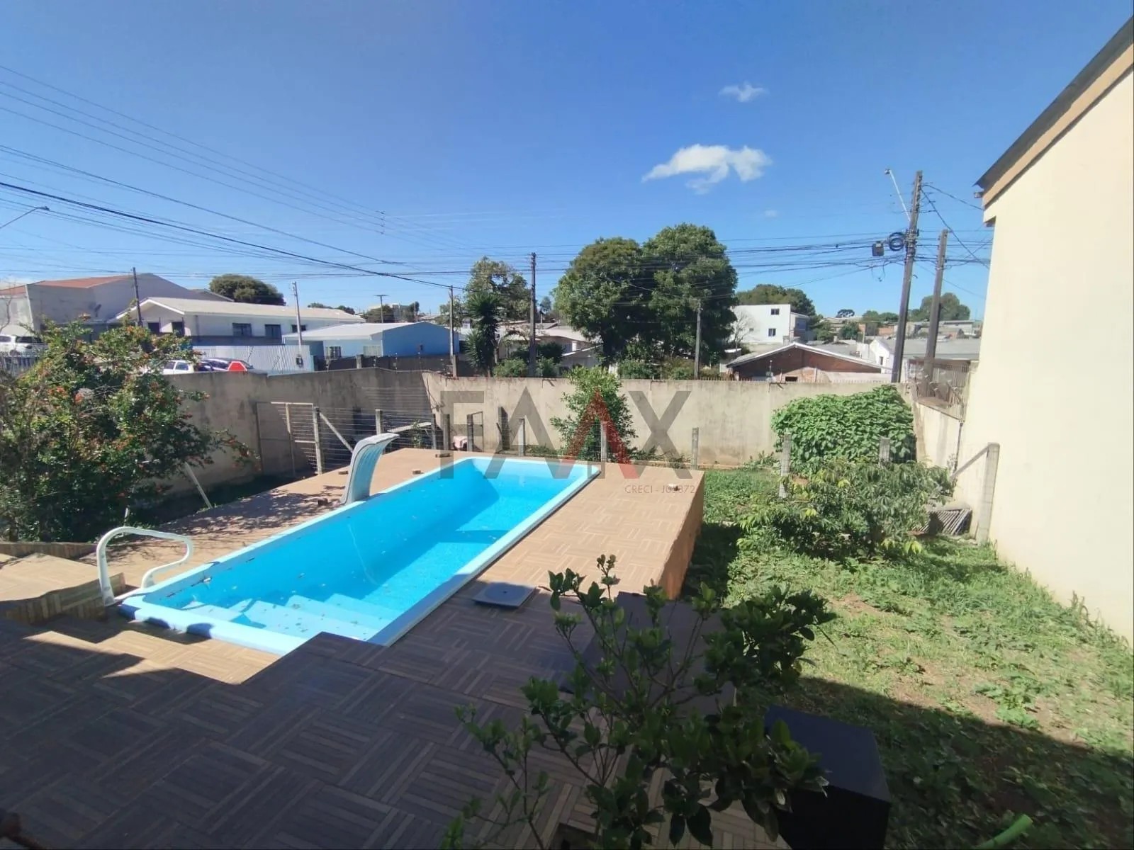 Imagem Sobrado à venda com 4 quartos e piscina aquecida, Bairro Santana