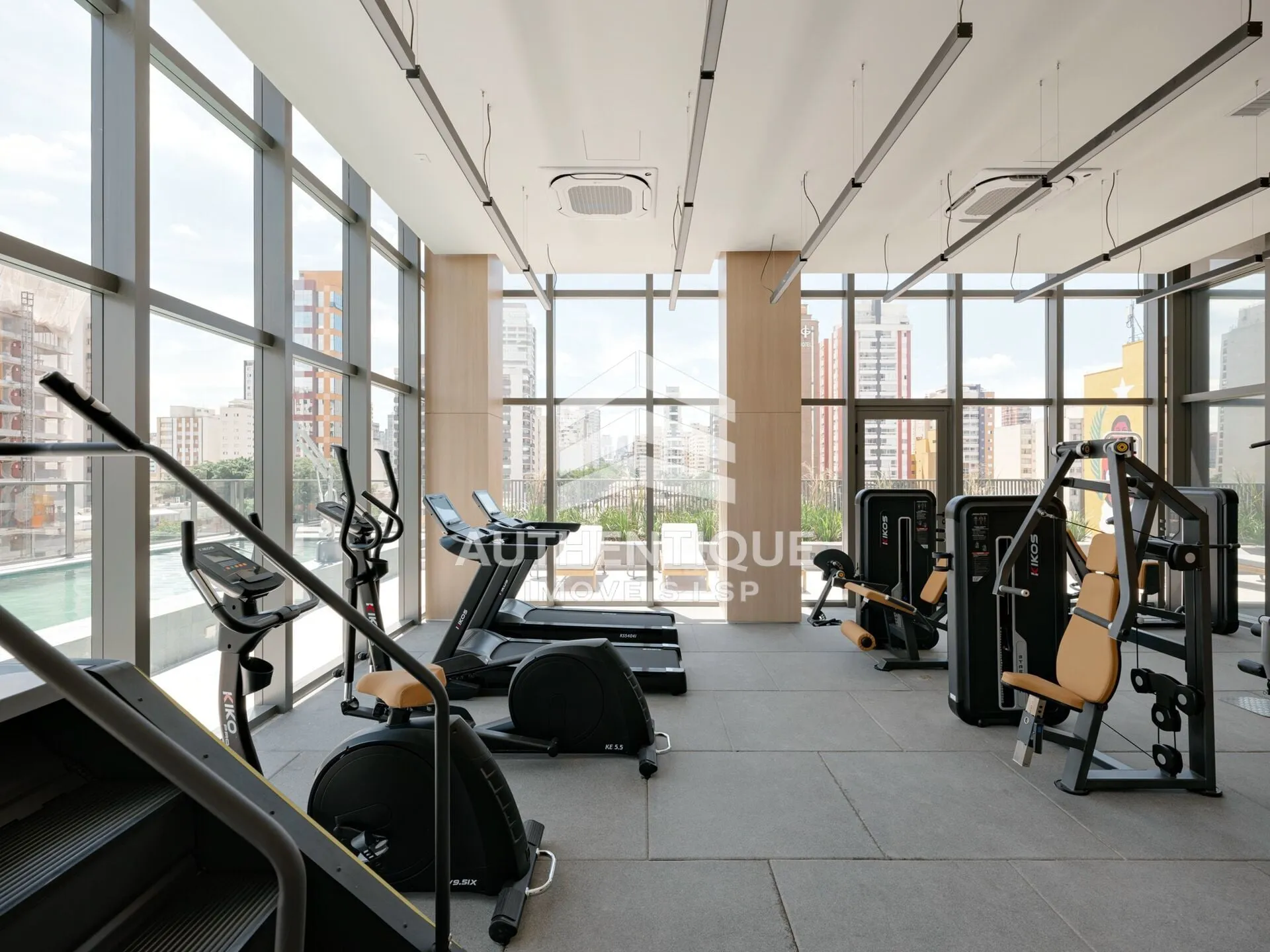 Imagem 737 PEDROSO PINHEIROS - Apartamento à venda em São Paulo/SP
