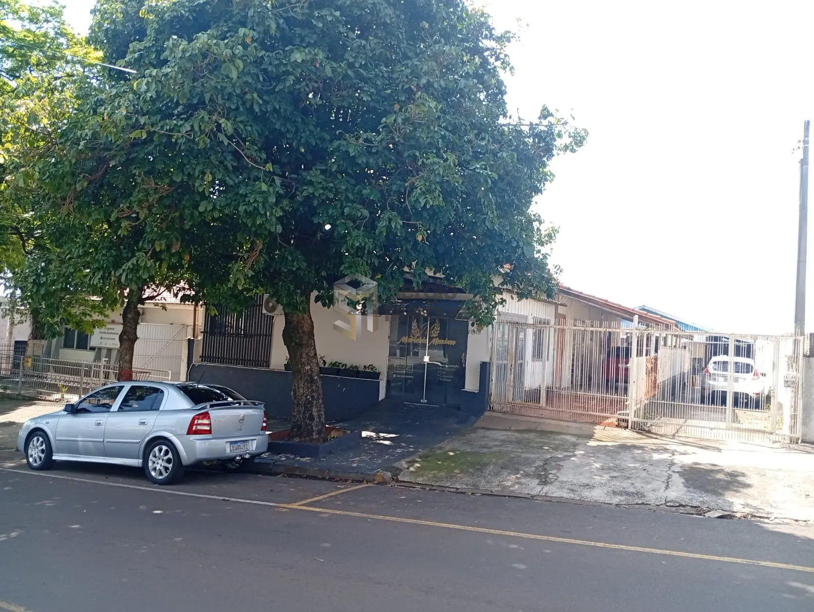 Imagem Casa à venda - 490m² - Umuarama-PR