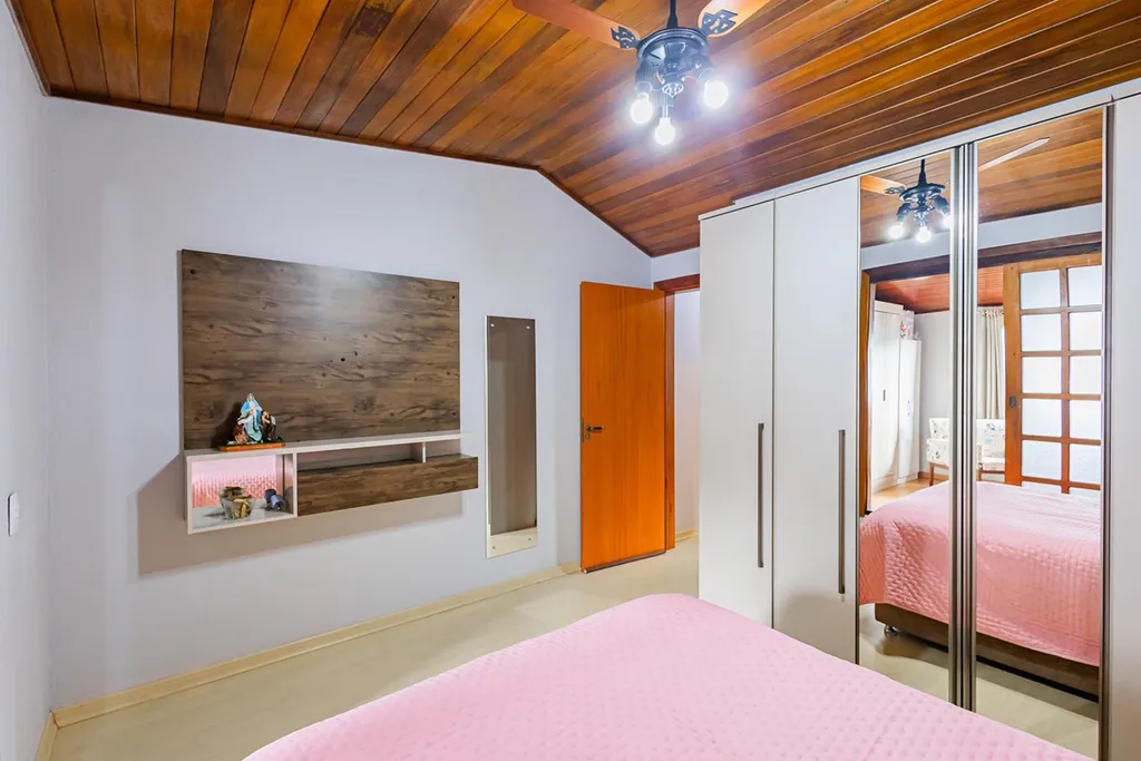 Imagem Casa de Condomínio em Morro Santana