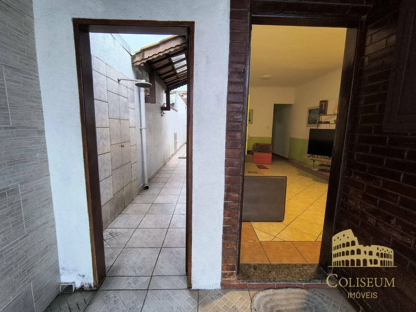 Imagem Casa com 2 dormitórios à venda, 130 m² por R$ 550.000,00 - Vila Guilhermina - Praia Grande/SP