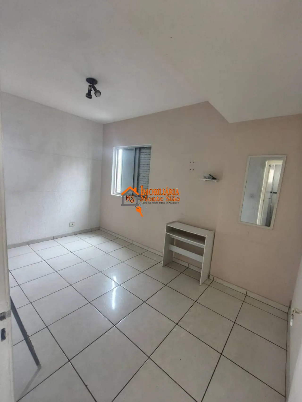 Imagem Apartamento com 3 dormitórios à venda, 62 m² por R$ 310.000,00 - Picanco - Guarulhos/SP
