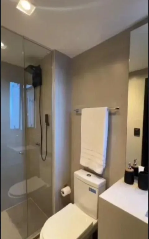 Imagem Flat reformado e mobiliado com 35m² em Manaíra. Condomínio com piscina, lazer completo e segurança, a poucos minutos da praia.