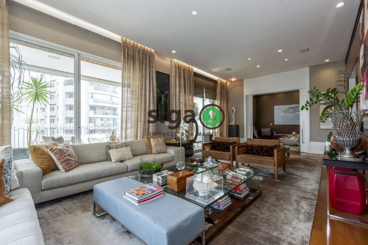 Imagem Apartamento com 4 Quartos à Venda no Itaim