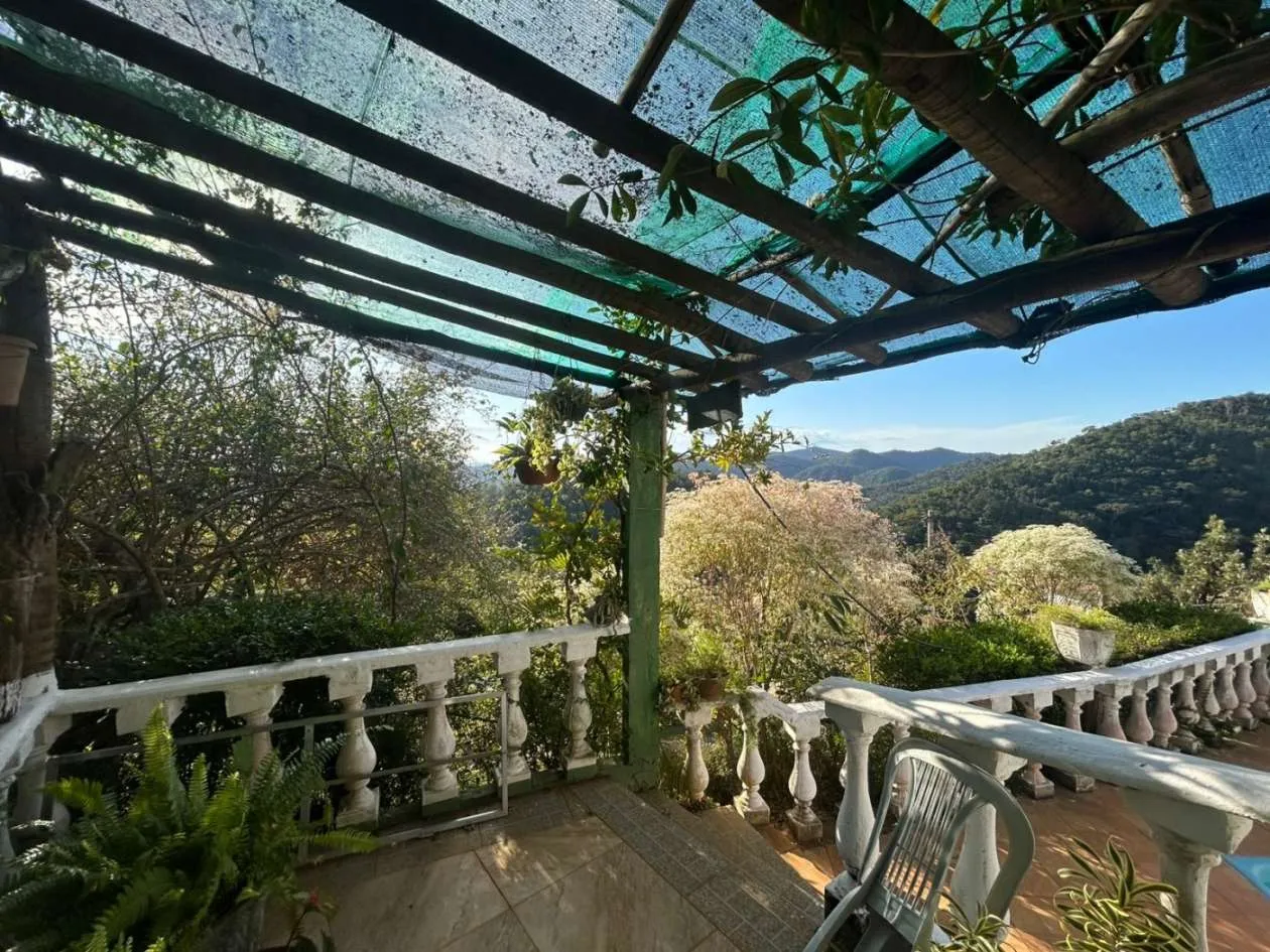 Imagem Casa em Condomínio para Venda em Petrópolis / RJ no bairro Pedro do Rio