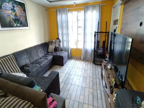 Imagem (PERMUTA) Sobrado a venda 05 quartos sendo 02 suítes em Curitiba PR