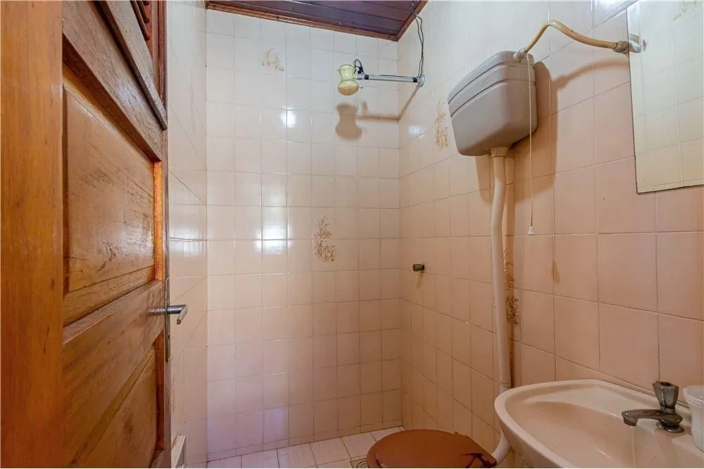 Imagem Ampla casa com 3 Dormitórios 293m² e Pátio amplo Próximo a Adda Mascarenhas