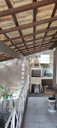 Imagem Casa à Venda 4 Quartos 2 Suítes 180m² - Centro SJC