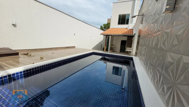 Imagem Casa geminada no bairro Fontes em Ipatinga