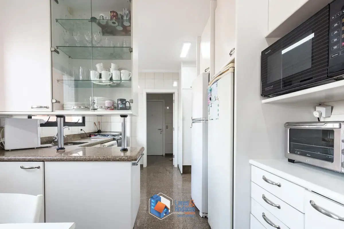 Imagem Apartamento para venda em Perdizes com 4 quartos, sendo 3 suítes, 171m²