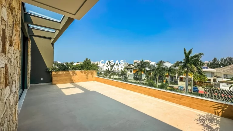 Imagem Magnífico Triplex Novíssimo no Condomínio Del Lago: Luxo, Conforto e Sofisticação em 860m²