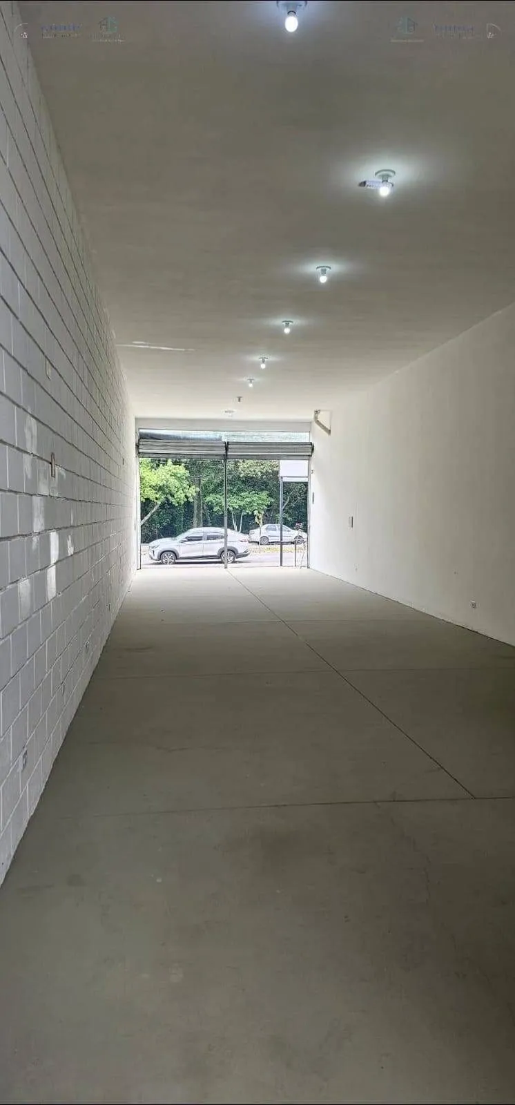 Imagem Oportunidade de Locação: Ponto Comercial Amplo e Bem Localizado