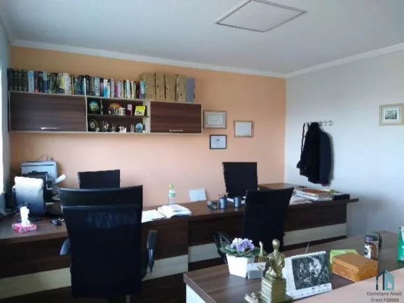 Imagem (PERMUTA) Casa a venda, 06 quartos c/suíte, 06 vagas, no Água Verde em Curitiba PR