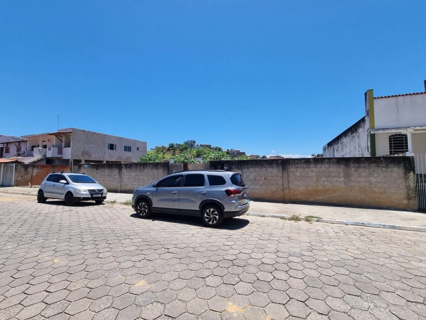 Imagem Terreno Plano de 250 m² em Itaguassu, com Opção de Expansão para 500 m² - Perfeito para Empreendimentos ou Pousada