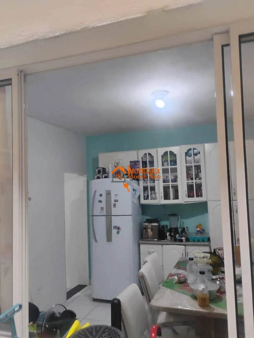 Imagem Sobrado à venda, 98 m² por R$ 243.999,00 - Água Chata - Guarulhos/SP