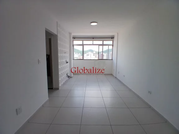 Imagem Apartamento 02 dormitórios dependência de empregada vaga de garagem elevador no Campo Grande - Santos R$ 585.000,00
