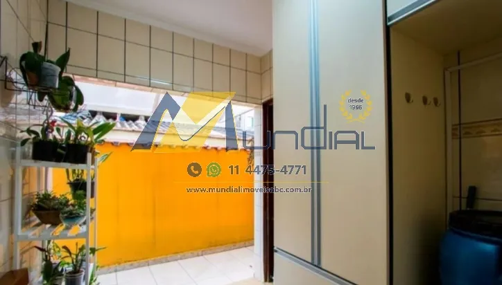 Imagem Lindo sobrado com 218 m² de área útil, em excelente localização.