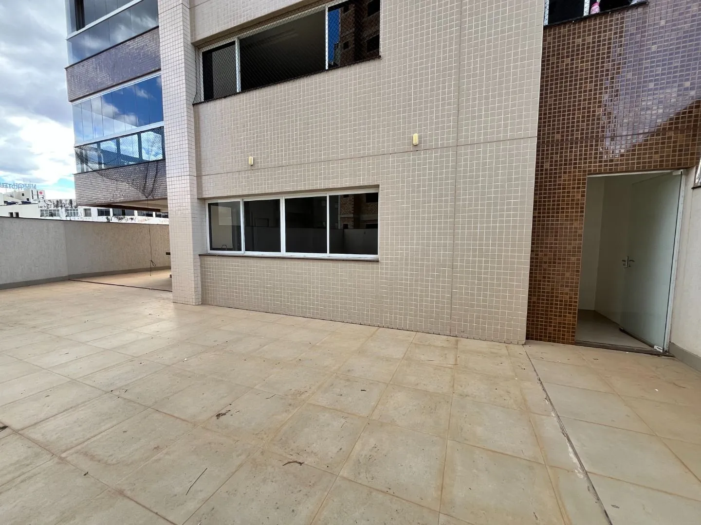 Imagem Apartamento com 3 dormitórios à venda, 114 m² por R$ 1.100.000,00 - Centro - Patos de Minas/MG