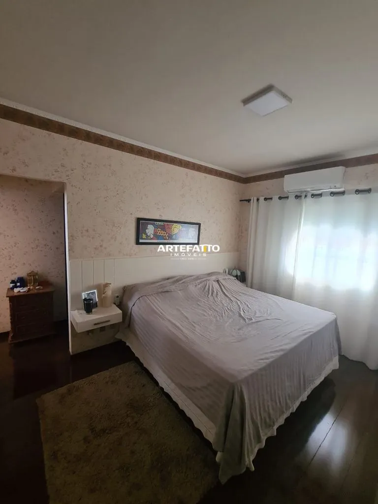 Imagem Casa à venda em Franca, Centro, com 4 quartos, 282m2
