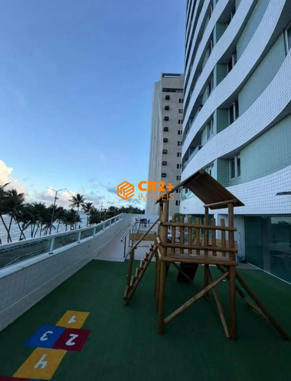 Foto do imóvel Vendo apartamento 56m² Beira mar de Olinda,excelente localização em Rua Joana D'Arc Sampaio, 35 - Casa Caiada, Olinda - PE