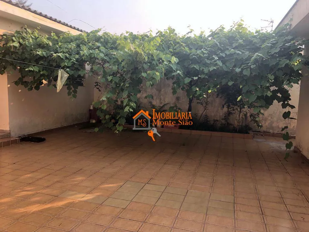 Imagem Casa com 3 dormitórios à venda, 250 m² por R$ 890.000,00 - Parque Continental I - Guarulhos/SP