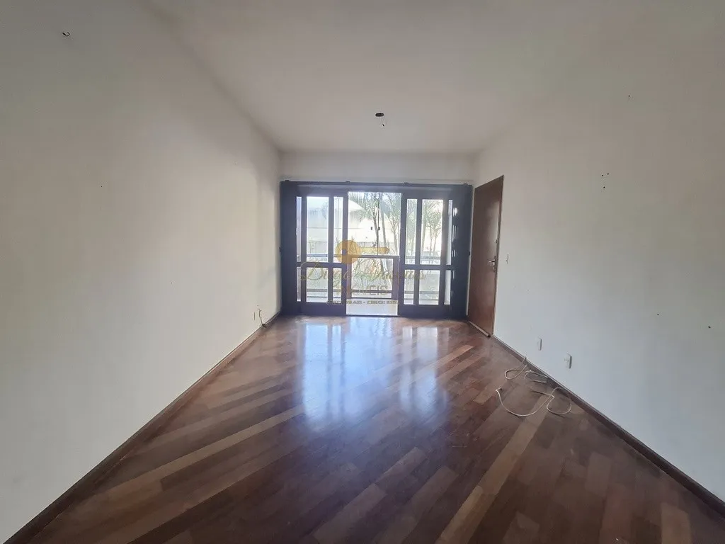 Imagem Casa em Condomínio para Venda em Teresópolis / RJ no bairro Soberbo