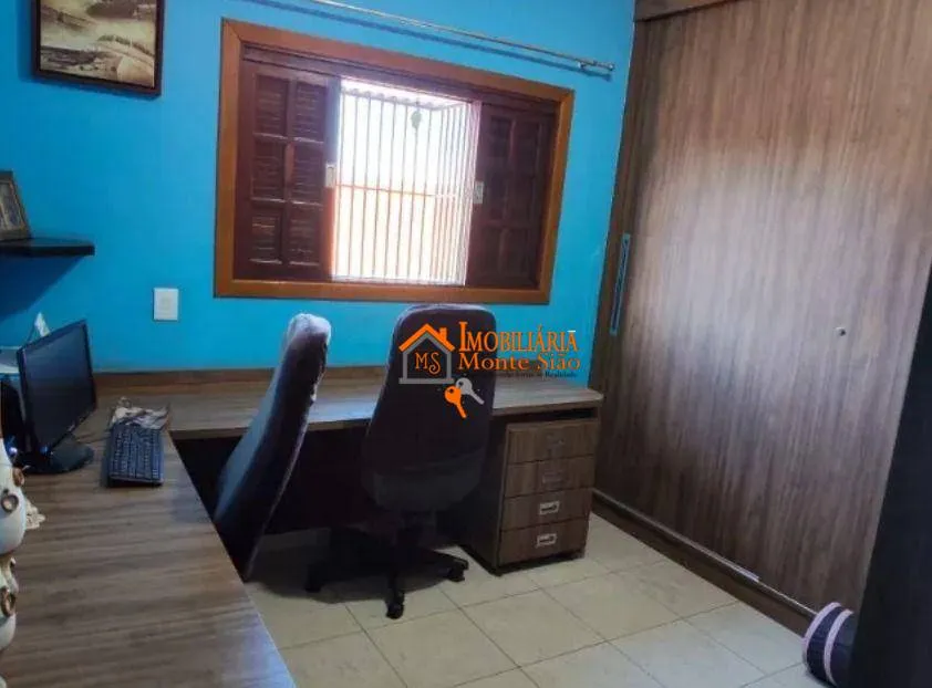 Imagem Sobrado com 2 dormitórios à venda, 280 m² por R$ 902.000,00 - Jardim Santa Clara - Guarulhos/SP