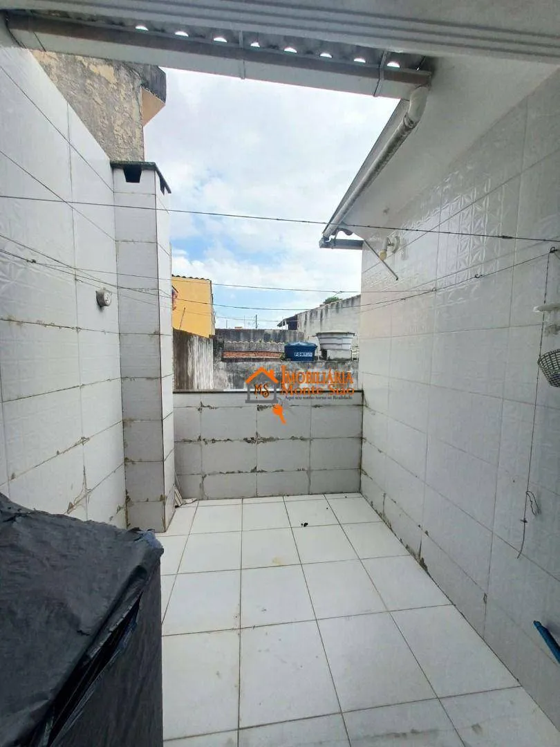Imagem Sobrado com 3 dormitórios à venda, 275 m² por R$ 600.000,00 - Cocaia - Guarulhos/SP