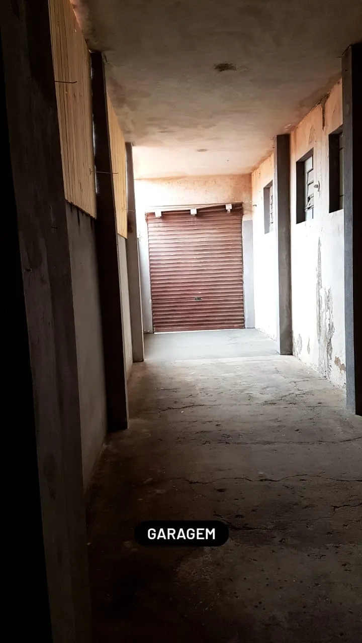Foto do imóvel Comercial à venda 3 Quartos, 1 Suite, 4 Vagas, 250M², Esplanada Santa Terezinha, Taubaté - SP
