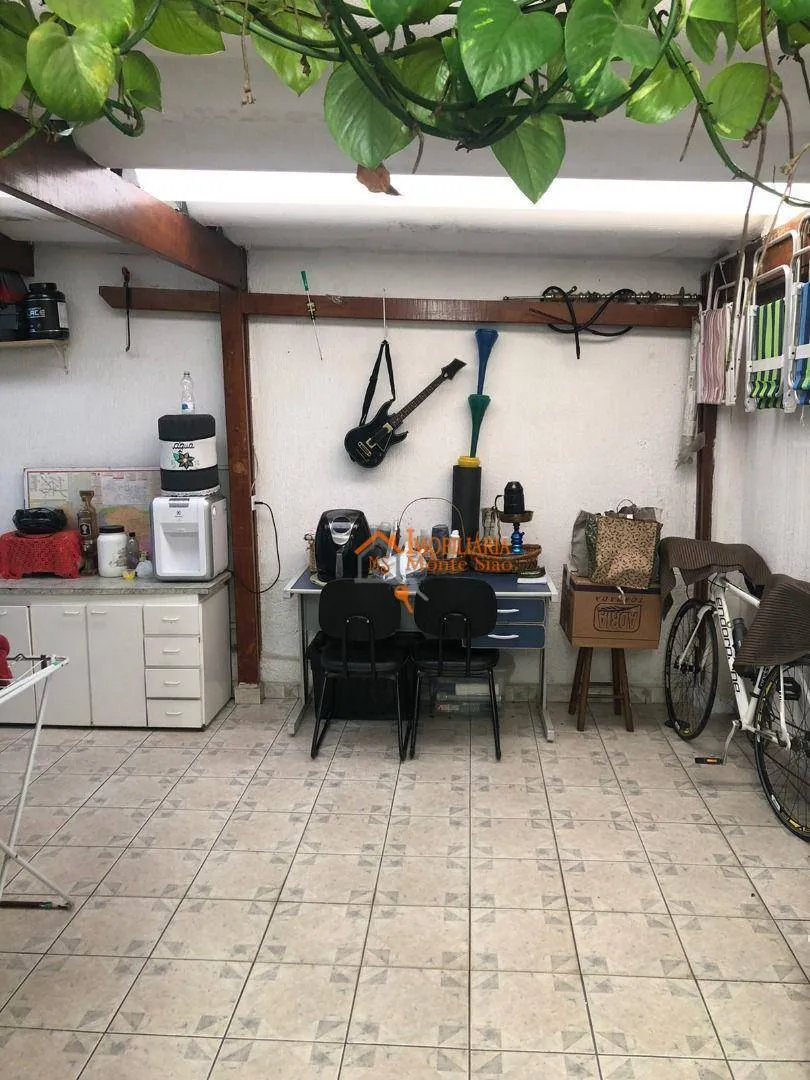 Imagem Casa com 3 dormitórios à venda, 166 m² por R$ 750.000,00 - Vila Rosália - Guarulhos/SP