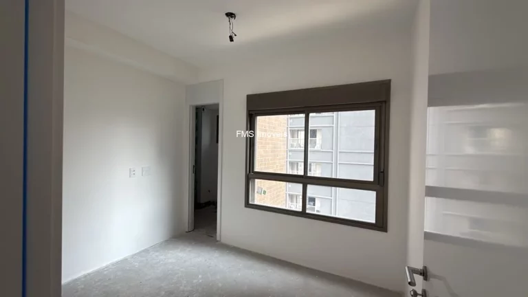 Imagem Apartamento com 3 suítes próximo a Av. Ibirapuera.
