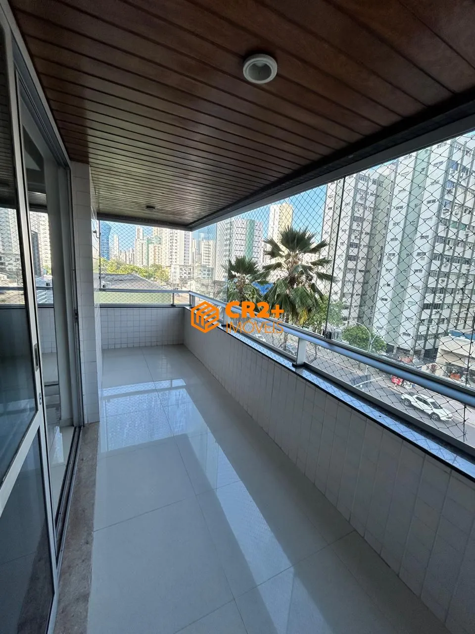 Imagem Vendo Apartamento na Domingos Ferreira, Nascente- 175m²