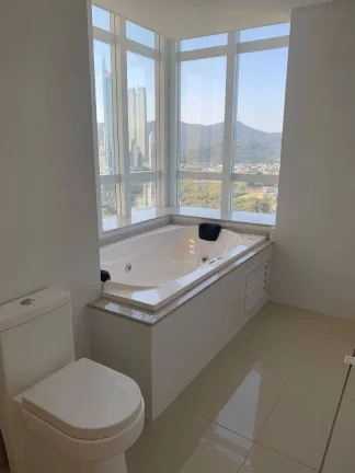 Imagem Apartamento com 3 dormitórios à venda, 187 m² por R$ 6.200.000,00 - Centro - Balneário Camboriú/SC