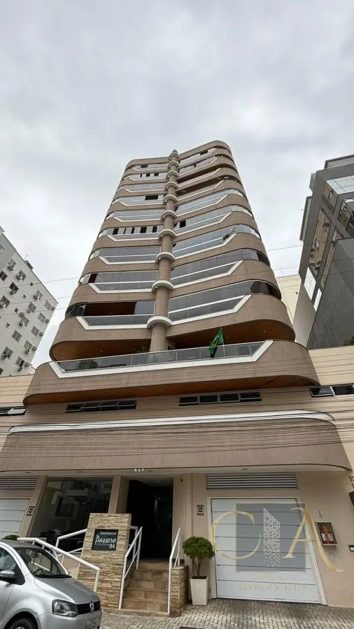Apartamento para Temporada em Itapema, Meia Praia, 3 dormitórios, 1 suíte, 2 banheiros, 2 vagas