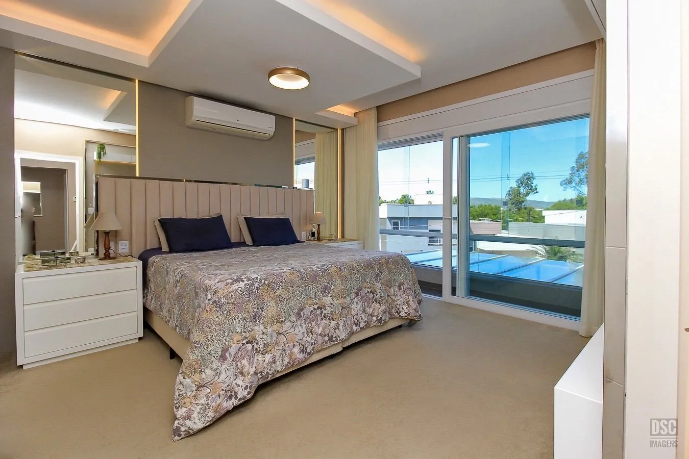 Imagem Casa dos Sonhos em Condomínio Fechado - Conforto, Estilo e Lazer Completo!