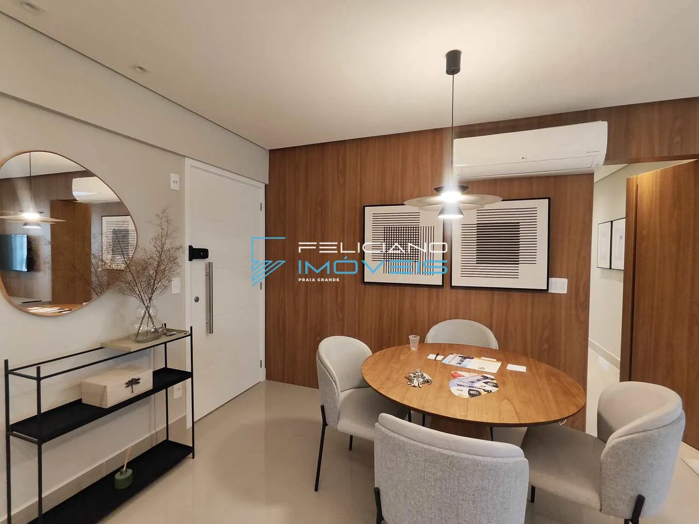 Imagem Apartamento com 2 quartos, Guilhermina, Praia Grande - R$ 892 mil, Cod: 4655