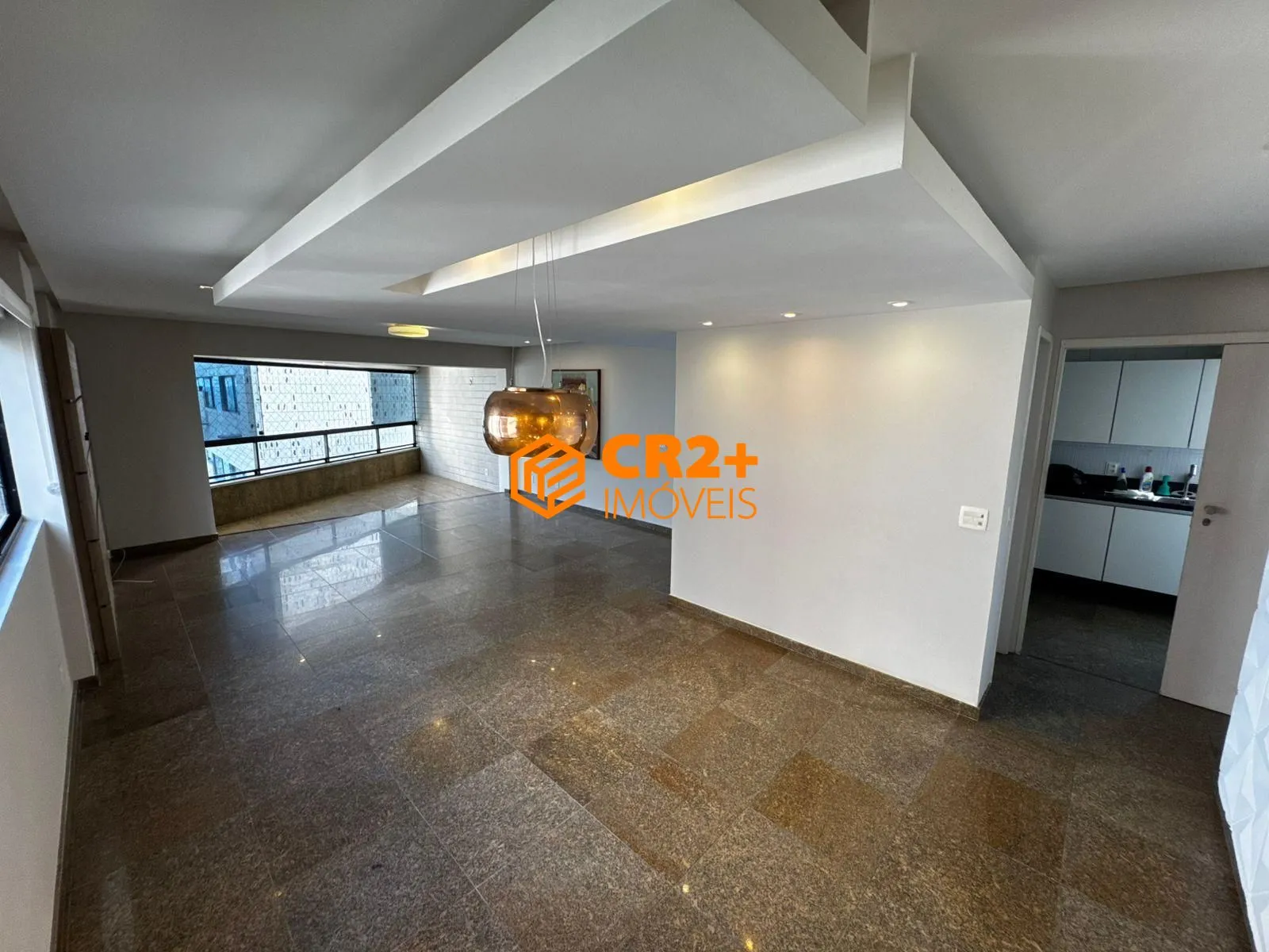 Imagem VENDO APARTAMENTO À BEIRA-MAR NA AVENIDA BOA VIAGEM - RECIFE 150m² -3 suítes